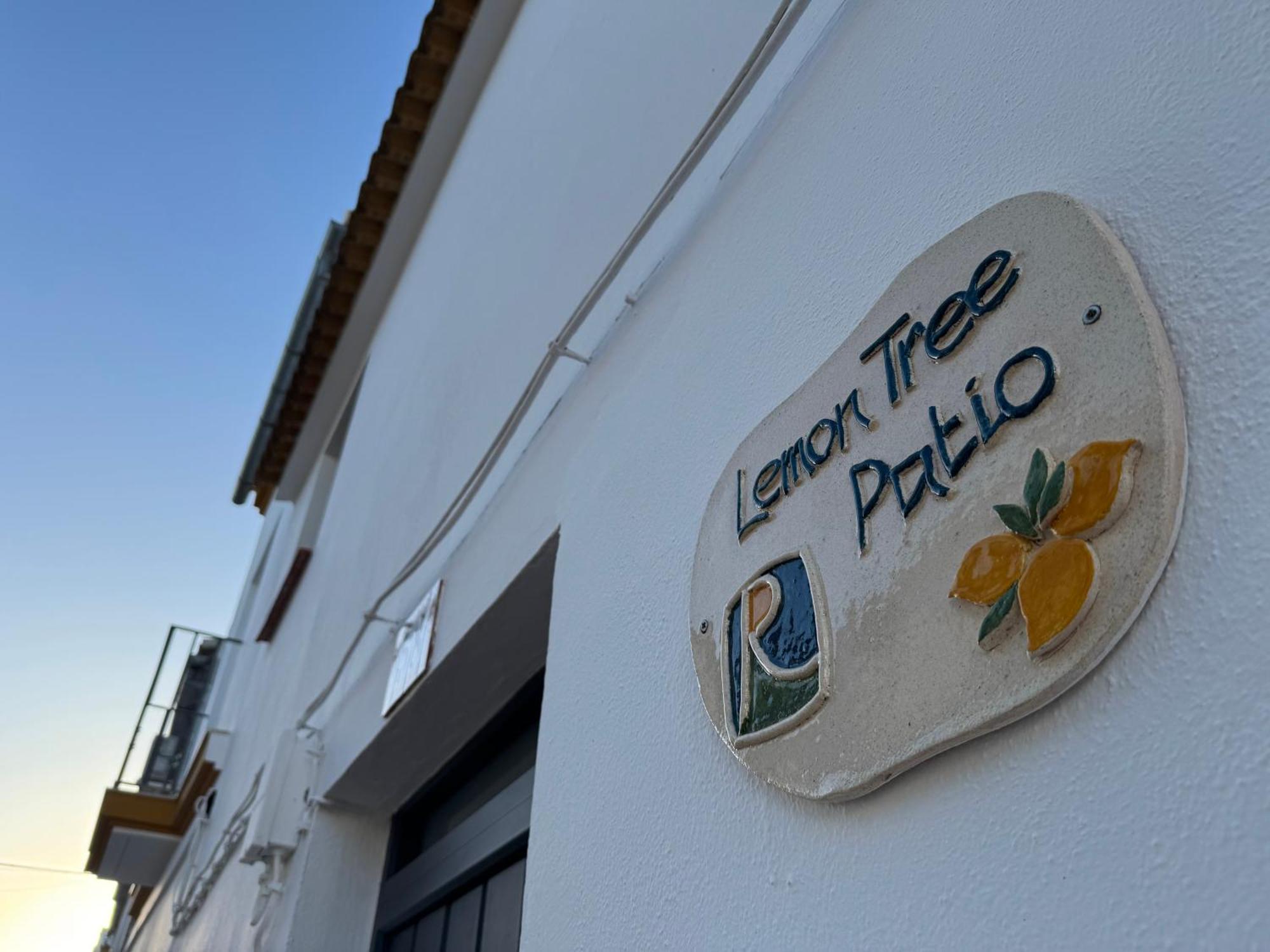 Vila Lemon Tree Patio Olvera Exteriér fotografie